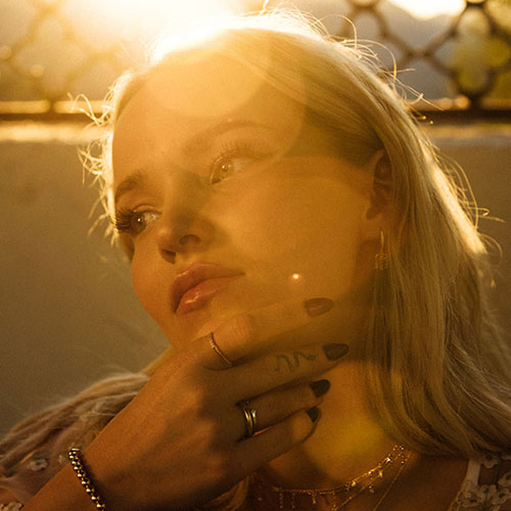 Dove Cameron — 아티스트 사진, Boyfriend 432Hz 기사 | 432hz-converter.com