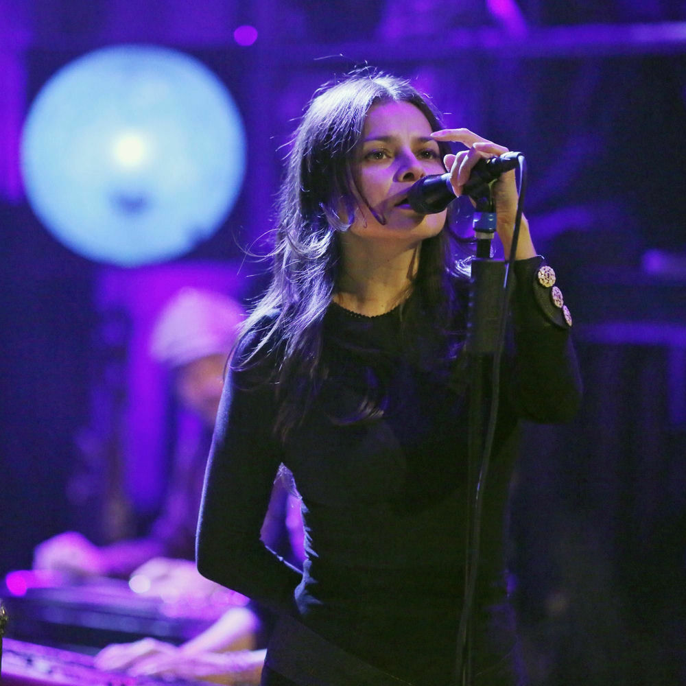 Mazzy Star — artist photo, article on Halah in 432 Hz | 432hz-converter.com