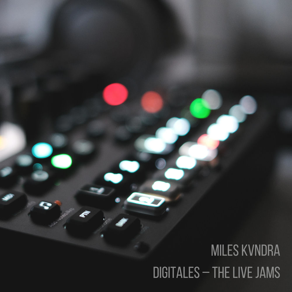 Miles Kvndra — foto artista, articolo su Dune Moog Subsequent 25 Jam Jamuary 2024 in 432 Hz | 432hz-converter.com