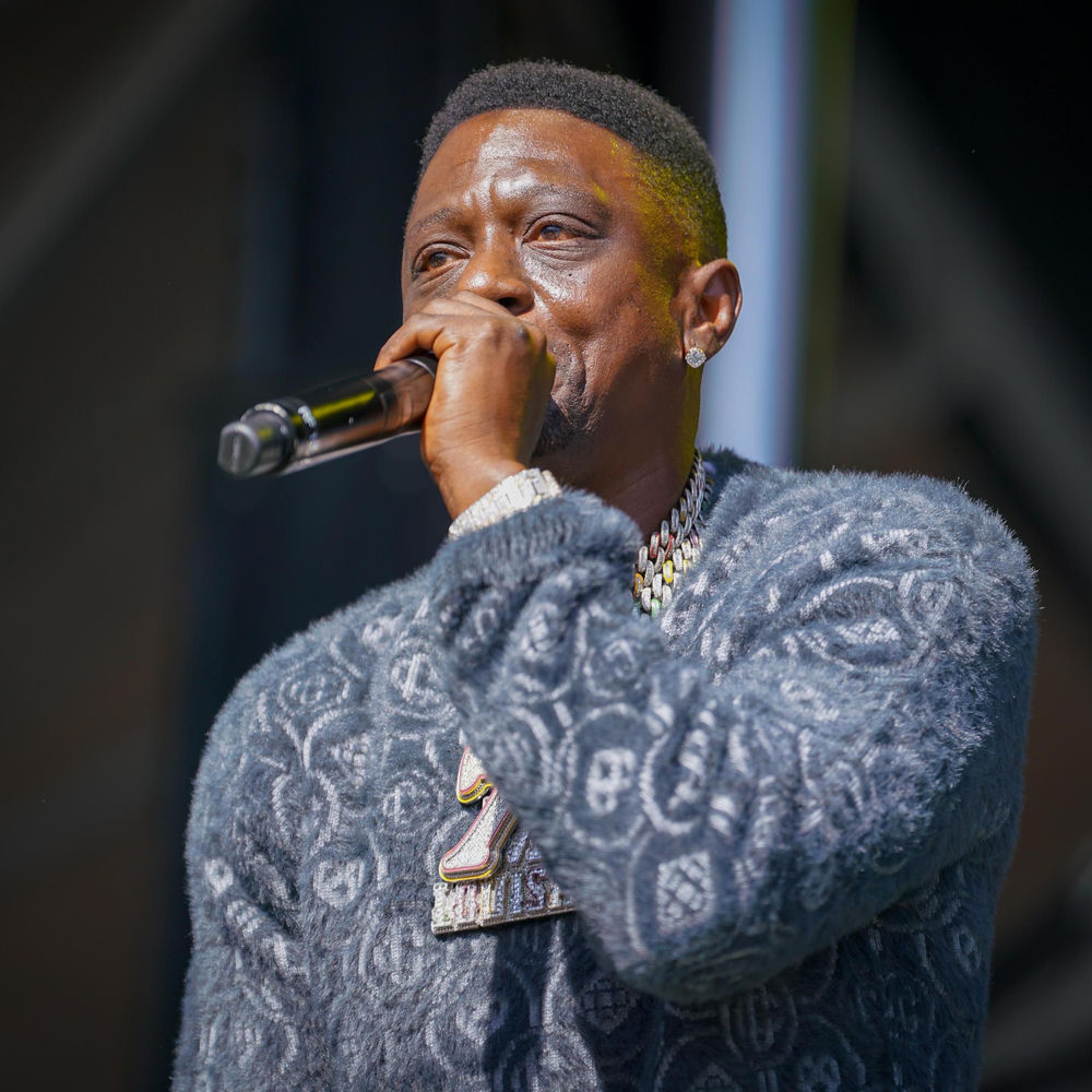 YoungBoy Never Broke Again — foto artista, articolo su Switches in 432 Hz | 432hz-converter.com